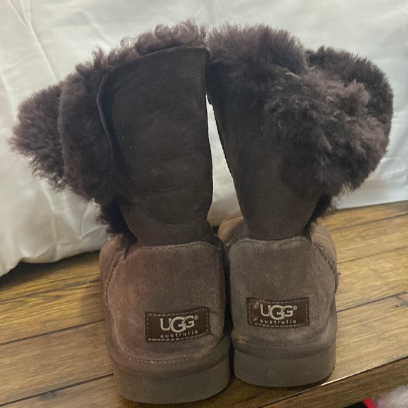 Bailey button uggs - Picture 2 of 7
